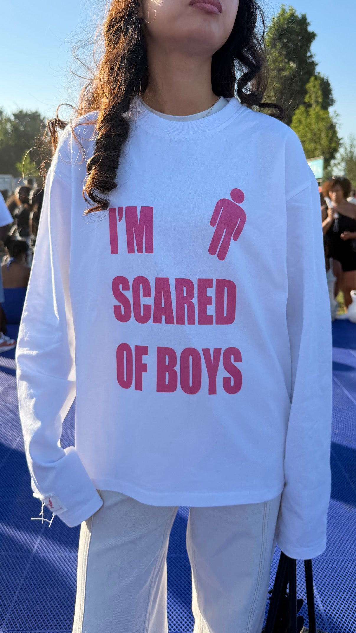 Delune - I am scared of boys White (PRE ORDER)